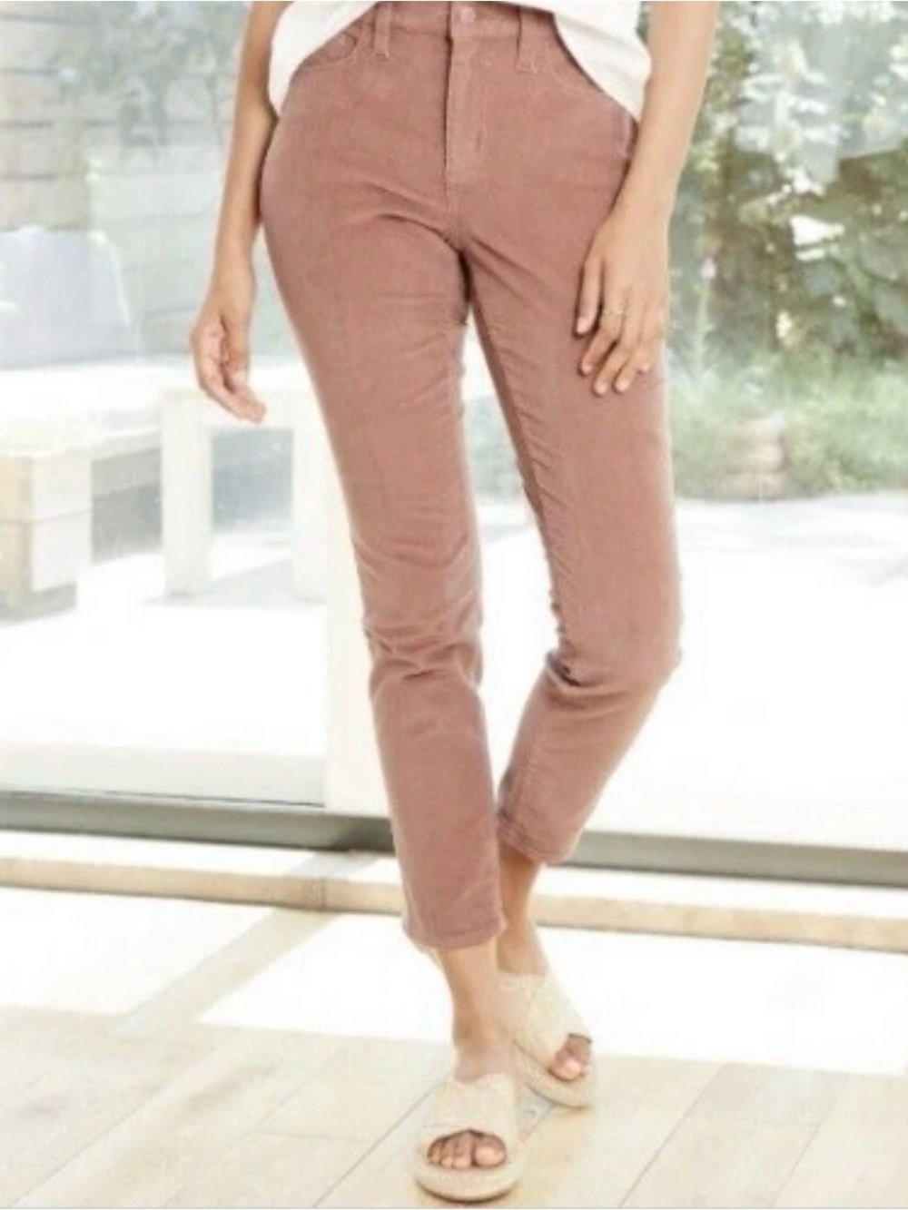 Universal Thread High Rise Skinny Women's size 0 Dusty Pink Corduroy Pants